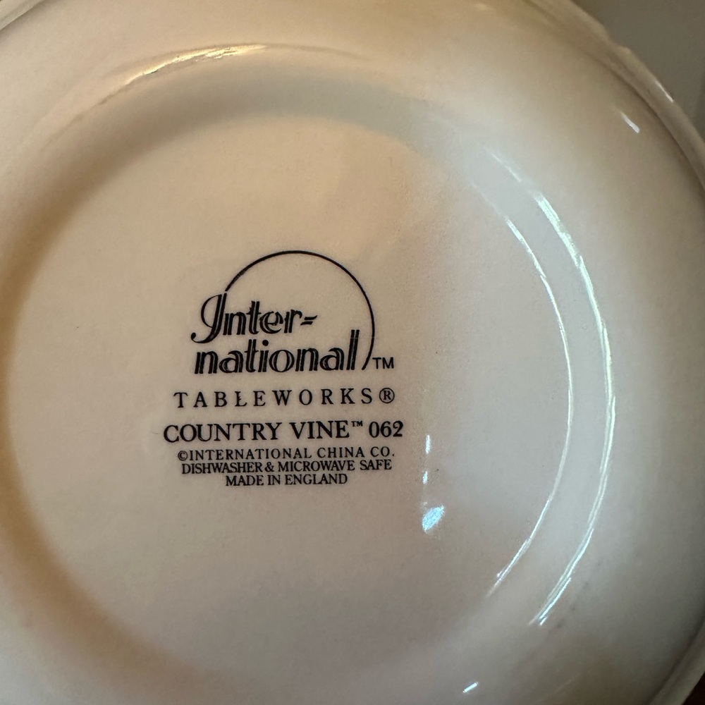 Country Vine Plate